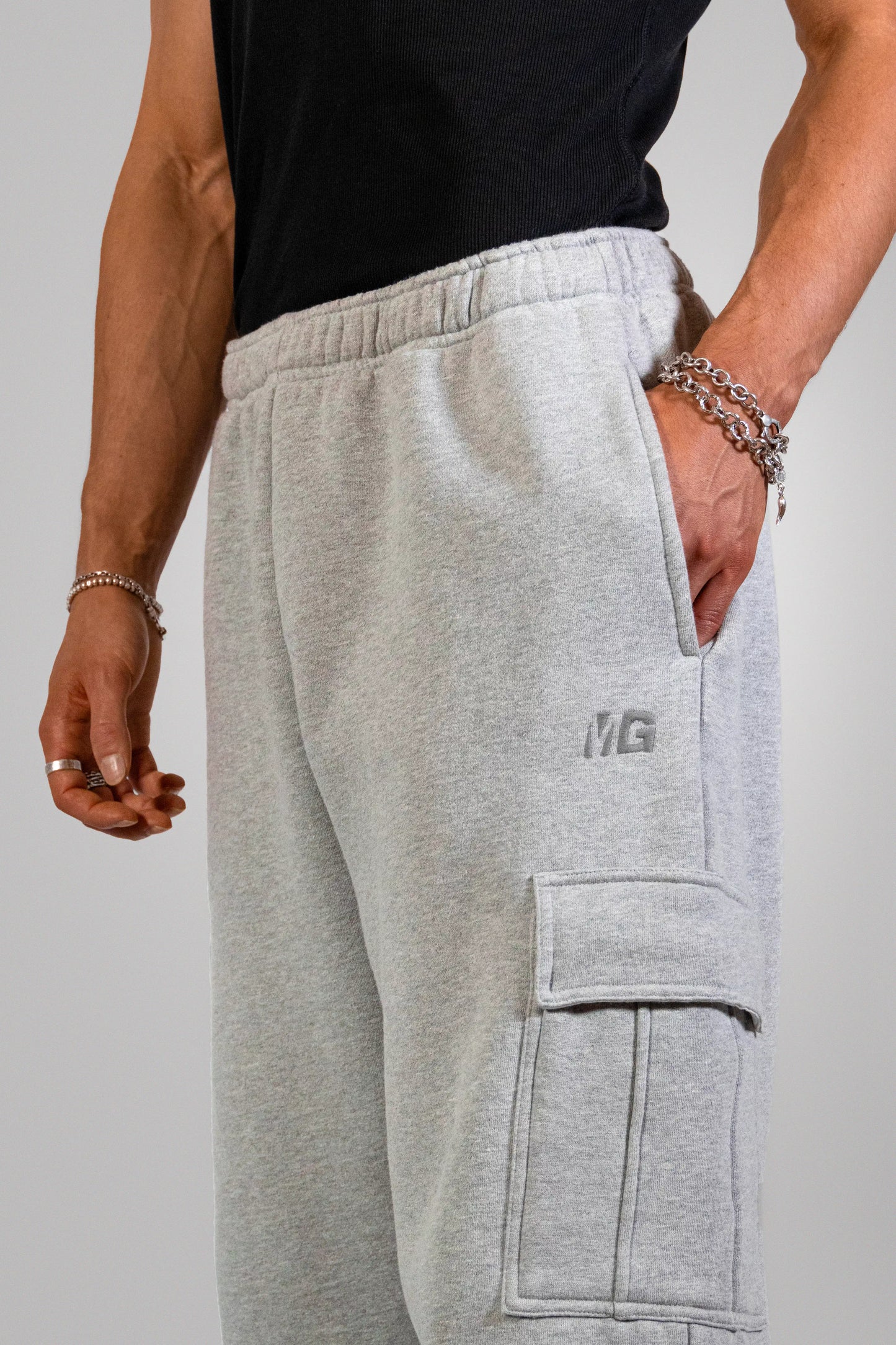 MonGym Essential Cargo Sweatpants